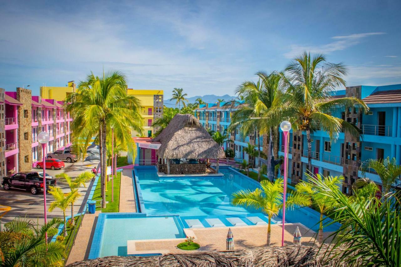 Miami Inn Nuevo Vallarta Εξωτερικό φωτογραφία